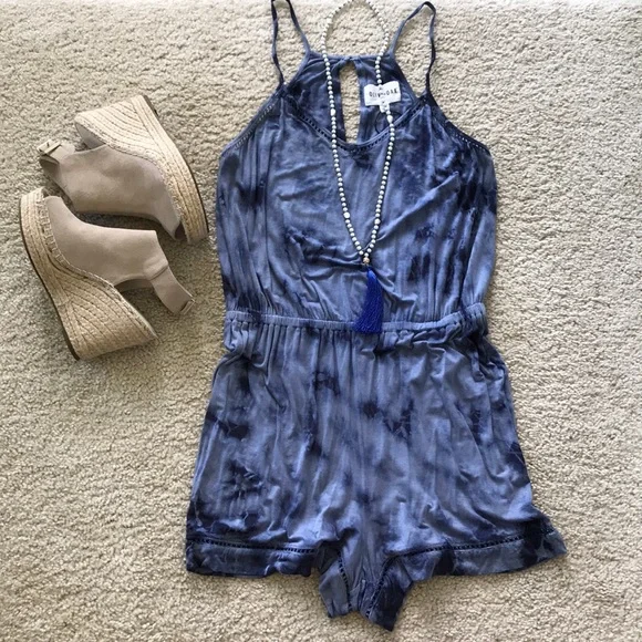 Olive & Oak Willow Romper - Picture 2 of 8